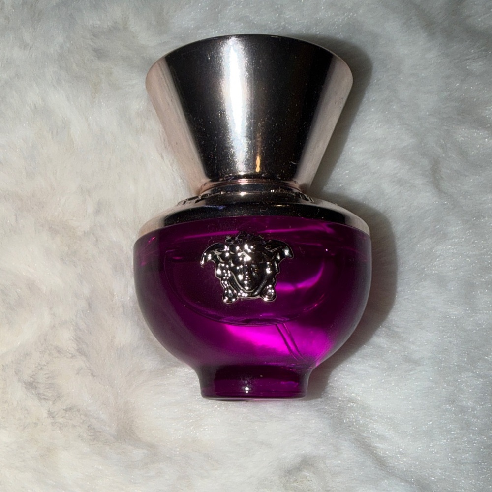 💜Versace Fuchsia and Silver Perfume Bottle 50ml *new* 😍💜